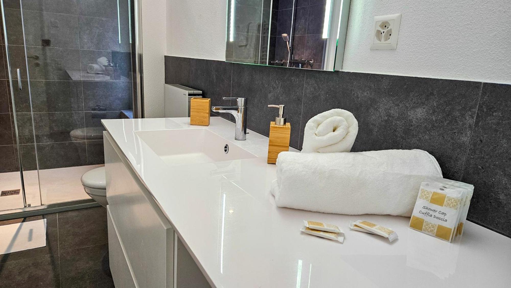 Bellavista Apartment With Free Parking Lugano Buitenkant foto